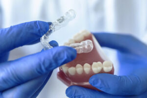 Corrige tus dientes con nuestros alineadores Clear Smile